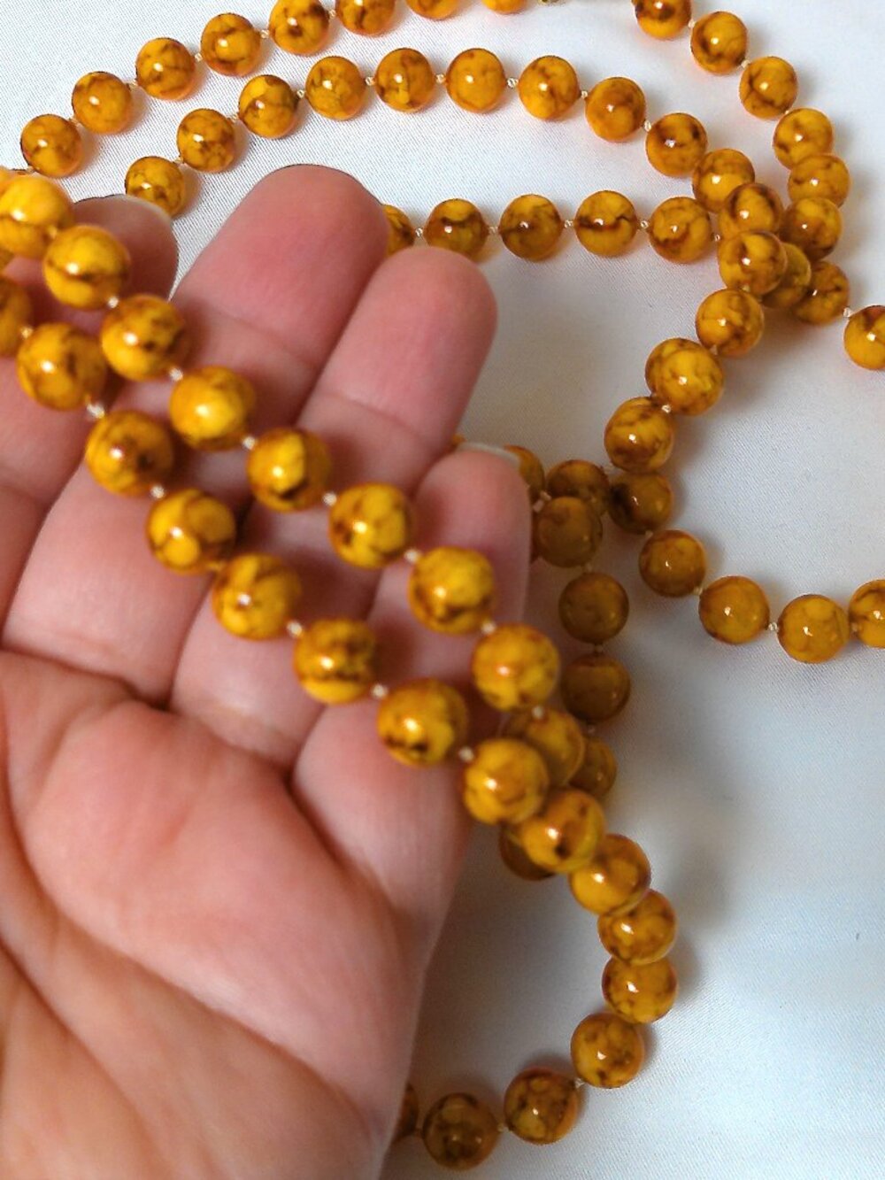 Vintage 1970s Marbled Mustard Yellow Bead Necklace 54" Long Flapper Style
